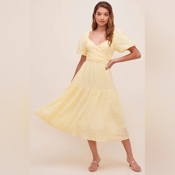 NWOT ASTR the Label Sonnet Puff Sleeve Midi Dress - Yellow - Picture 1 of 11